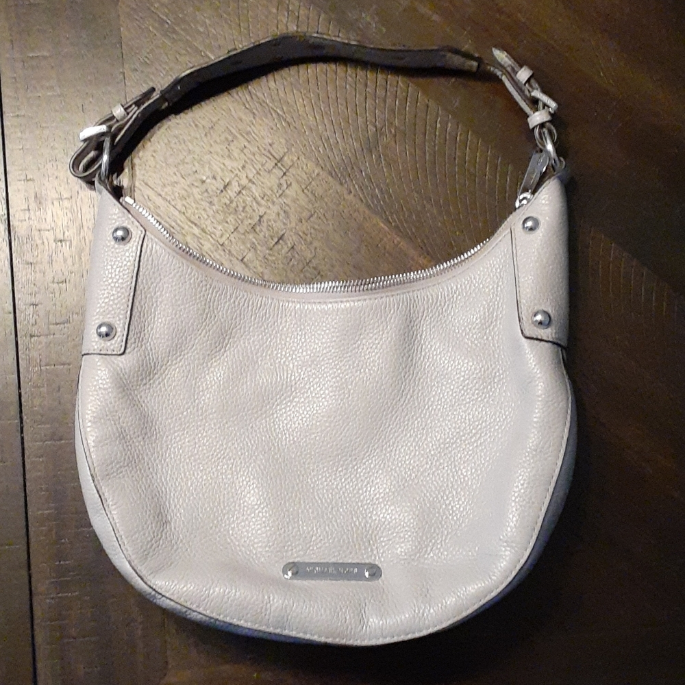 Medium size Michael Kors Shoulder bag